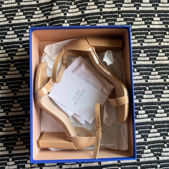 Stuart Weitzman | Walkaway Leather Heels - Picture 5 of 11